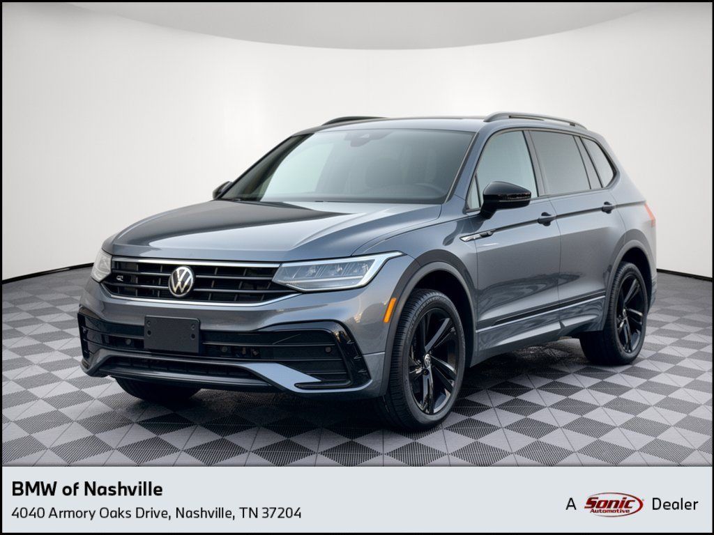 Used 2023 Volkswagen Tiguan SE R-Line AWD/4WD image 1