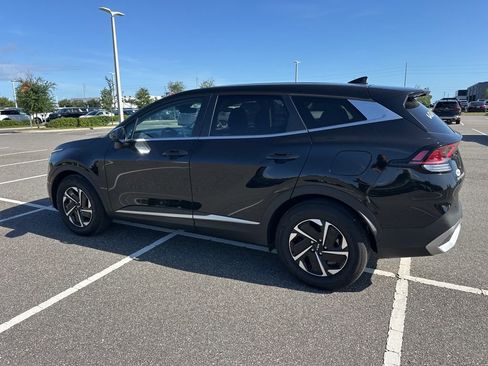 Certified 2025 Kia Sportage LX FWD image 7