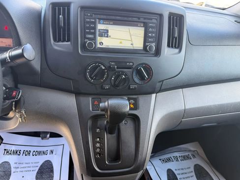 Used 2019 Nissan NV200 SV w/ Navigation Package image 21