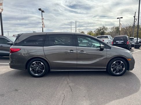 Used 2021 Honda Odyssey Elite image 12