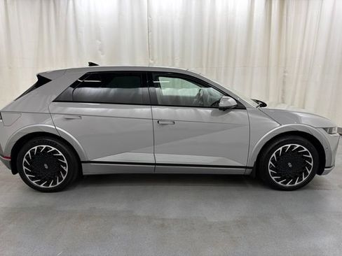 Used 2024 Hyundai Ioniq 5 Limited AWD/4WD image 7