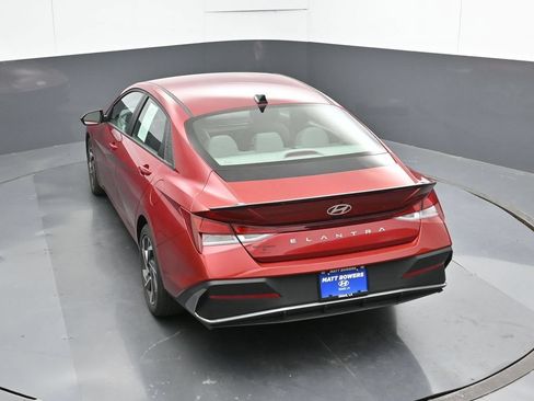 Used 2025 Hyundai Elantra Sport FWD image 50