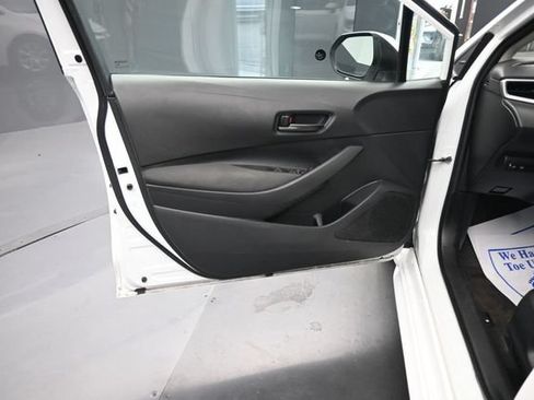 Used 2024 Toyota Corolla LE FWD image 9