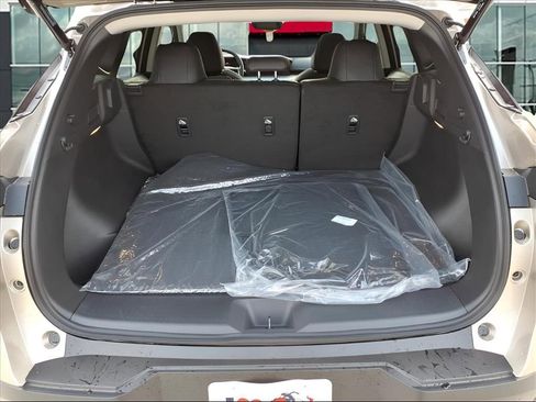 New 2026 Nissan Murano SL image 12