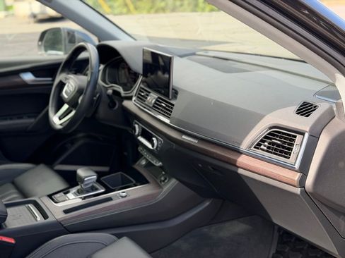 Used 2021 Audi Q5 e Prestige w/ Prestige Package AWD/4WD image 16