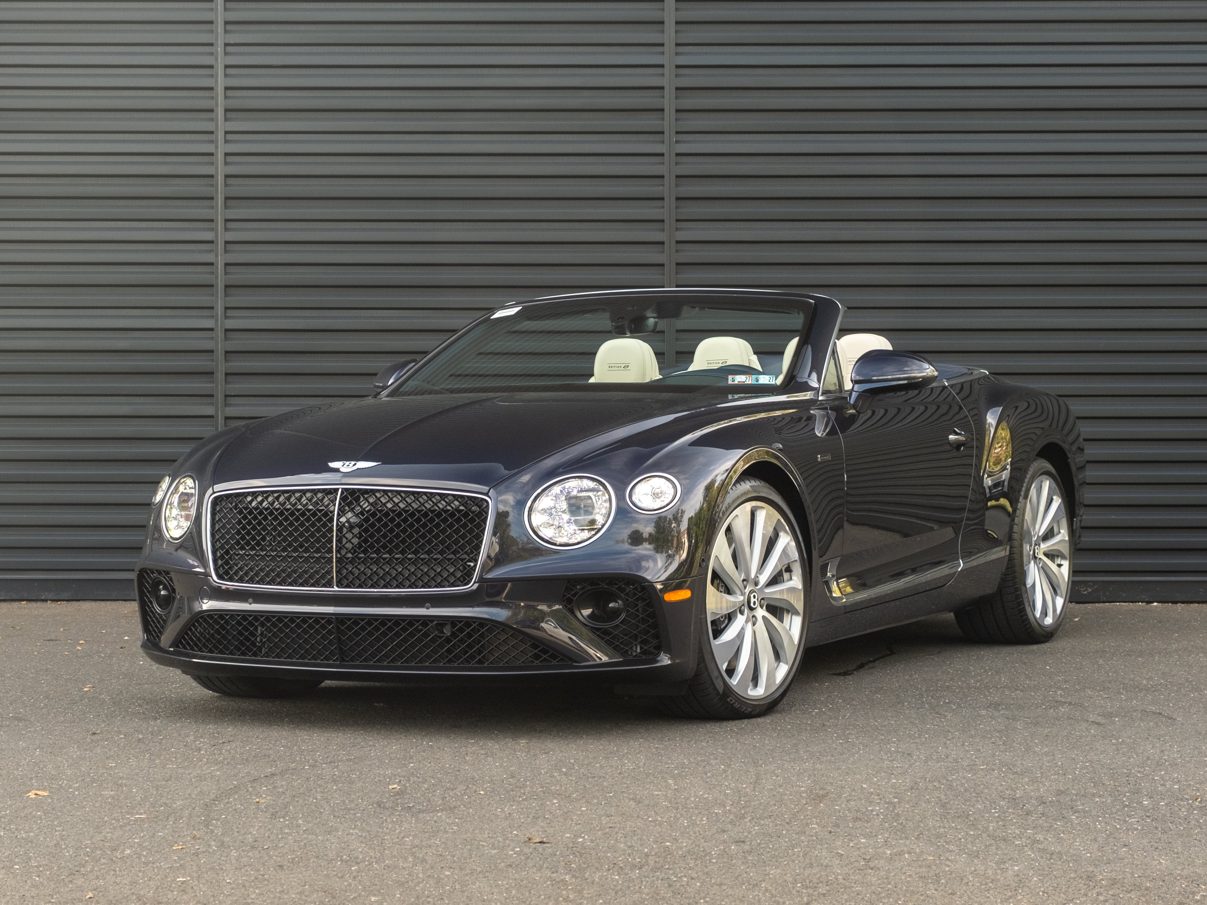 Used 2024 Bentley Continental GT AWD/4WD image 1