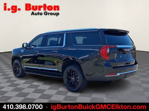 New 2026 GMC Yukon XL Elevation w/ Elevation Premium Package AWD/4WD image 3