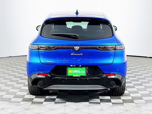 Used 2024 Alfa Romeo Tonale Ti image 8