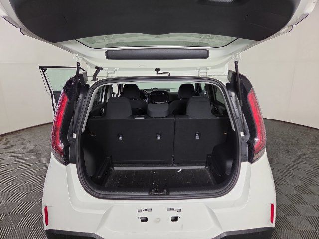 Certified 2023 Kia Soul S FWD image 28