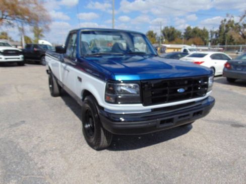 Used 1996 Ford F250 2WD Regular Cab image 3