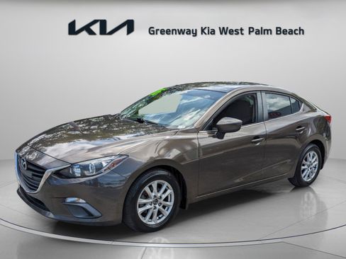Used 2016 MAZDA MAZDA3 i Sport w/ Preferred Equipment Package FWD image 4