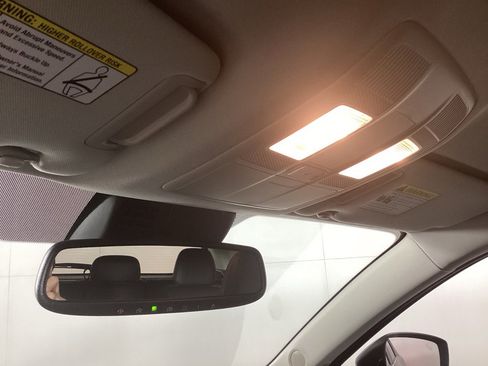 Used 2025 MAZDA CX-5 AWD 2.5 S w/ Preferred Package image 31