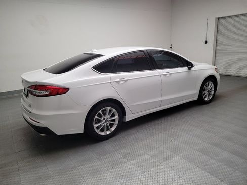 Used 2019 Ford Fusion SE image 10