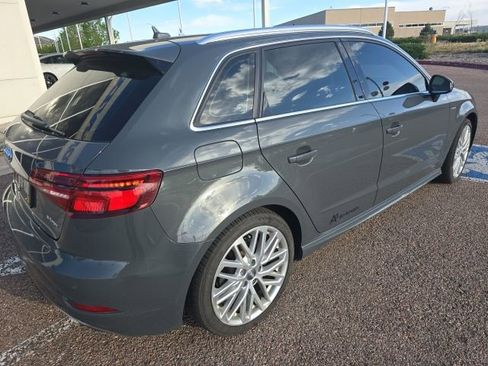 Used 2018 Audi A3 e-tron Prestige w/ Prestige Package FWD image 11