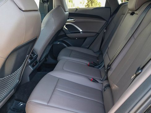 Certified 2025 Audi Q5 Premium AWD/4WD image 18