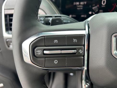 New 2026 GMC Yukon Elevation w/ LPO, Floor Liner Package AWD/4WD image 16