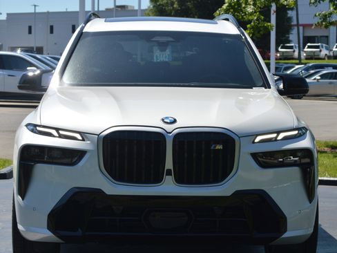 Certified 2026 BMW X7 M60i AWD/4WD image 6