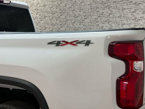 Used 2024 Chevrolet Silverado 2500 Custom w/ Custom Value Package AWD/4WD image 6