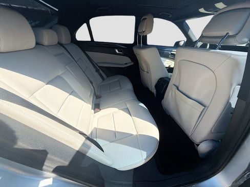 Used 2016 Mercedes-Benz E 350 Sedan w/ Premium Package image 24