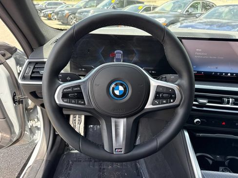 Certified 2024 BMW i4 eDrive35 w/ M Sport Package RWD image 22
