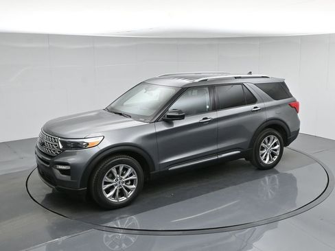 Certified 2023 Ford Explorer Limited image 43