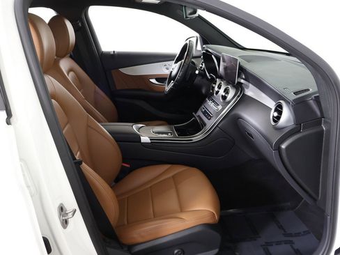 Used 2023 Mercedes-Benz GLC 300 4MATIC Coupe image 31