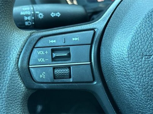 Used 2023 Honda Accord EX image 37