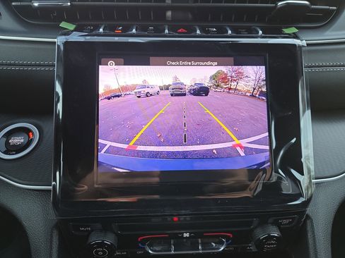New 2025 Jeep Grand Cherokee L Laredo RWD image 11