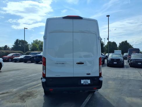 New 2025 Ford Transit 250 148 Medium Roof image 16