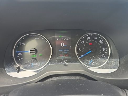 Used 2021 Toyota RAV4 XLE w/ Convenience Package AWD/4WD image 15
