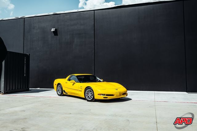Used 2003 Chevrolet Corvette Z06 w/ Memory Package, 3 Drivers RWD image 3