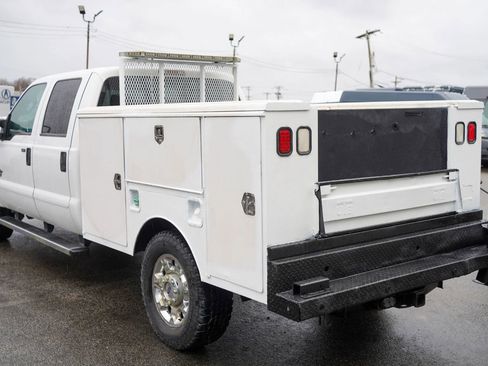 Used 2015 Ford F350 XLT w/ XLT Premium Package AWD/4WD image 5