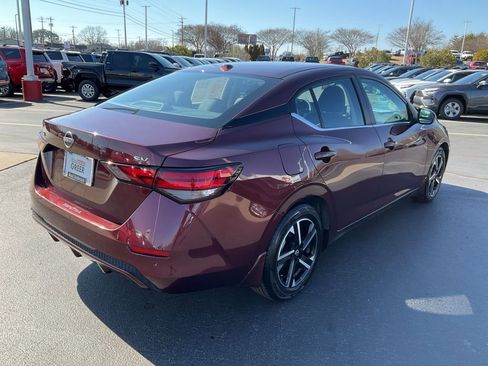 Used 2024 Nissan Sentra SV image 18