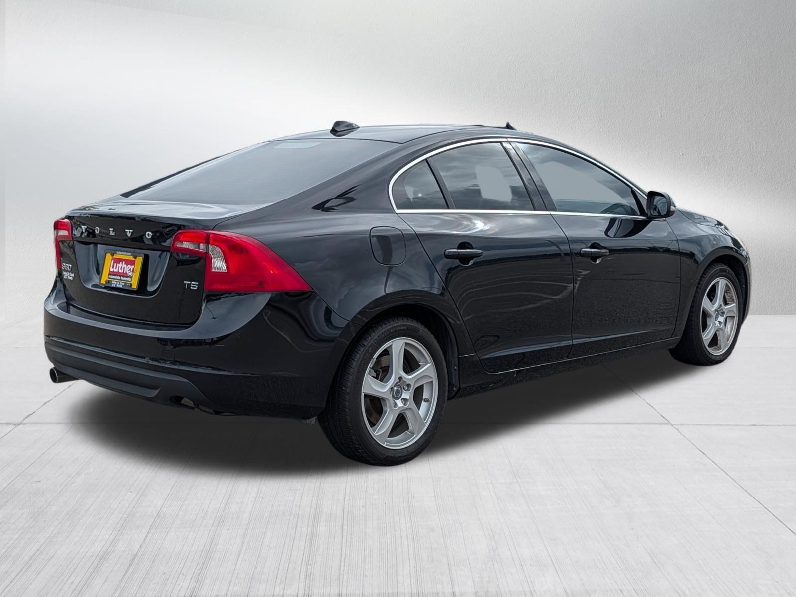 Used 2012 Volvo S60 T5 w/ Climate Pkg FWD image 7