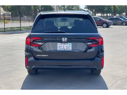 Used 2026 Honda Odyssey EX-L image 4