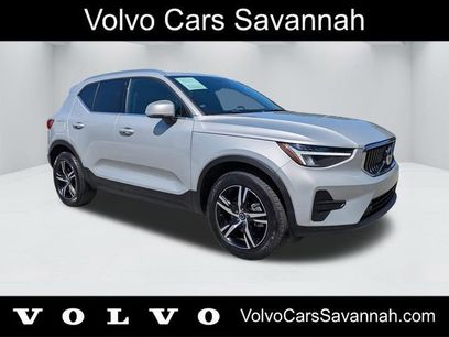 Certified 2025 Volvo XC40 B5 Core