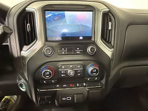 Used 2021 Chevrolet Silverado 1500 RST w/ Z71 Off-Road Package AWD/4WD image 25