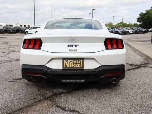 Used 2024 Ford Mustang GT Premium w/ California Special Package RWD image 5