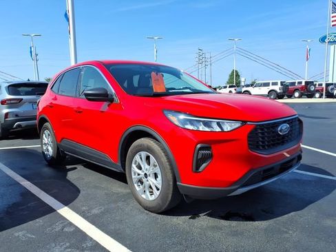 Used 2024 Ford Escape Active AWD/4WD image 6