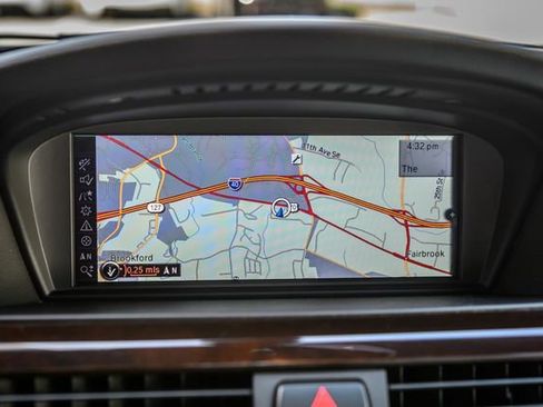 Used 2012 BMW 328i Convertible image 30