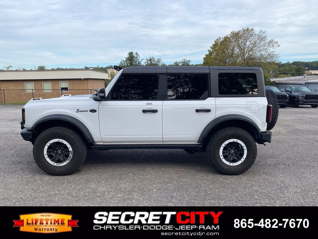 Used 2023 Ford Bronco Wildtrak AWD/4WD image 8