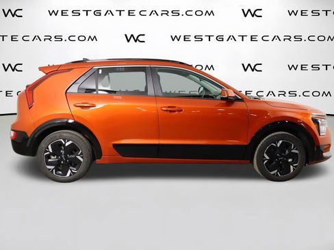Used 2023 Kia Niro Wind w/ Wind Preserve Package FWD image 48