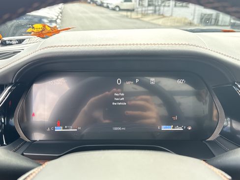 Used 2024 Jeep Grand Cherokee Summit w/ Adv Protech Group IV image 32