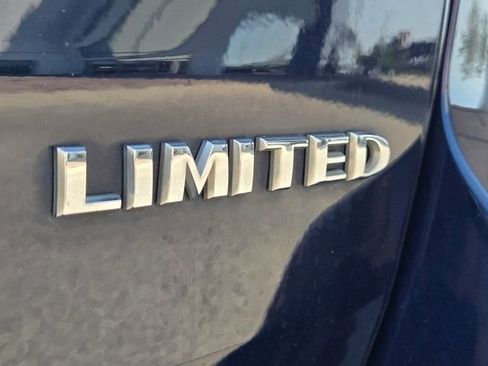 Used 2016 Jeep Grand Cherokee Limited image 18