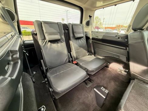 Used 2016 Land Rover LR4 HSE LUX image 39