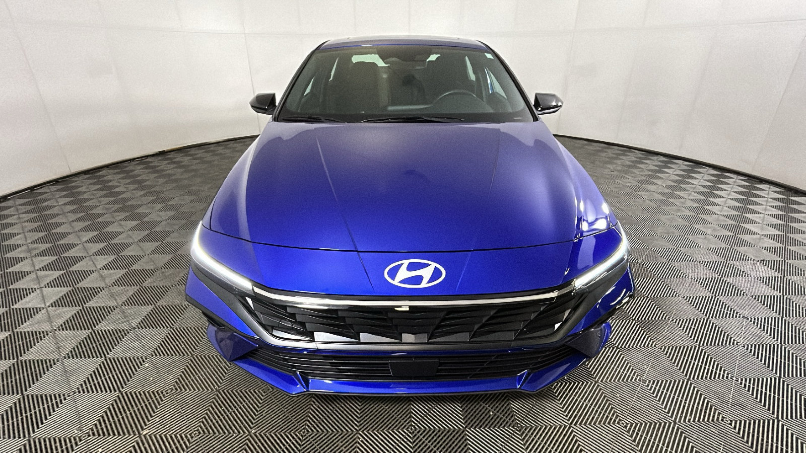 Used 2026 Hyundai Elantra SEL Sport Premium FWD image 9