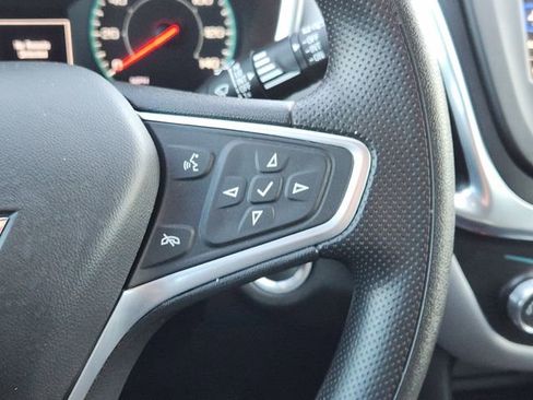 Used 2022 Chevrolet Equinox LS w/ LPO, Floor Liner Package FWD image 29