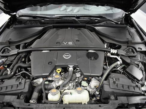 Certified 2024 Nissan Z Performance w/ Floor Mat Package image 33