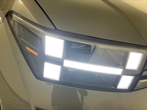 Certified 2026 Hyundai Santa Fe SE AWD/4WD image 32