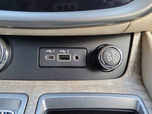 Certified 2024 Nissan Murano SL FWD image 29